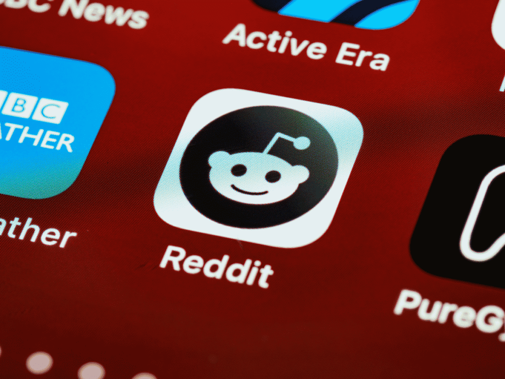A good reddit marketing strategy could elevate your small business.