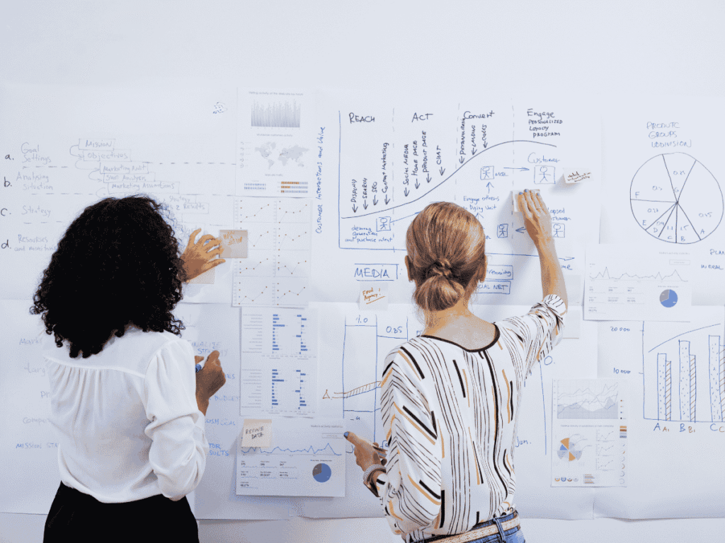 Know the difference between marketing vs digital marketing